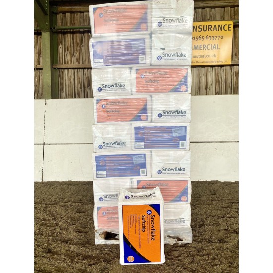 Snowflake Softchip 20kg (£6.58 per bale if you order 35 or 40 Bales) Snowflake Softchip 20kg (£6.58 per bale if you order 35 or 40 Bales)