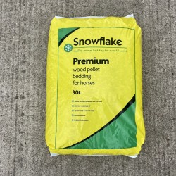 Snowflake Premium Equine Wood Pellets 30L Bags (£7.20 per bag If you order 65)